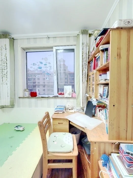 🏠精装捡漏西八路113平三室好楼层仅需50万