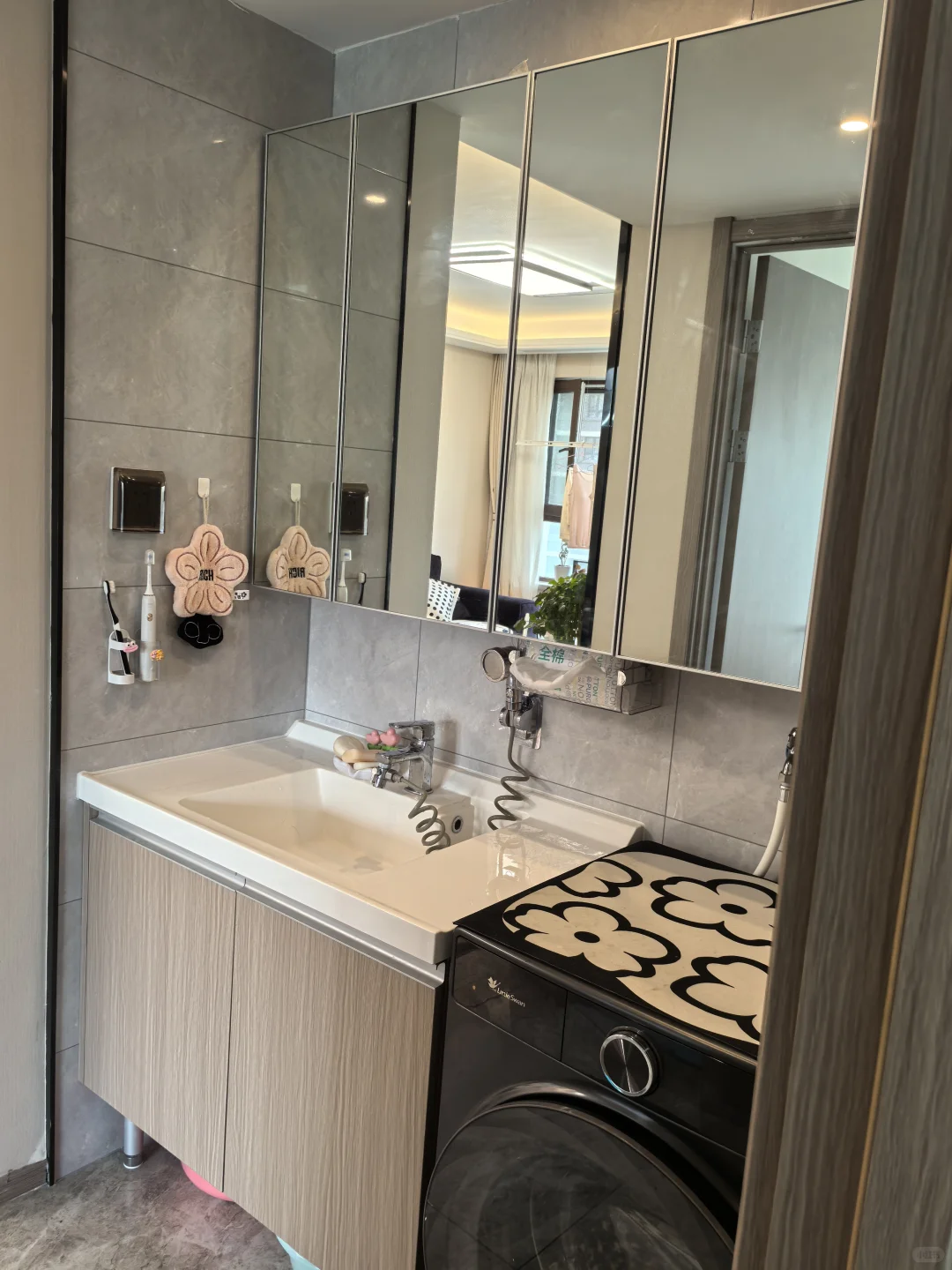 谁能把我的房买走呀！！！！