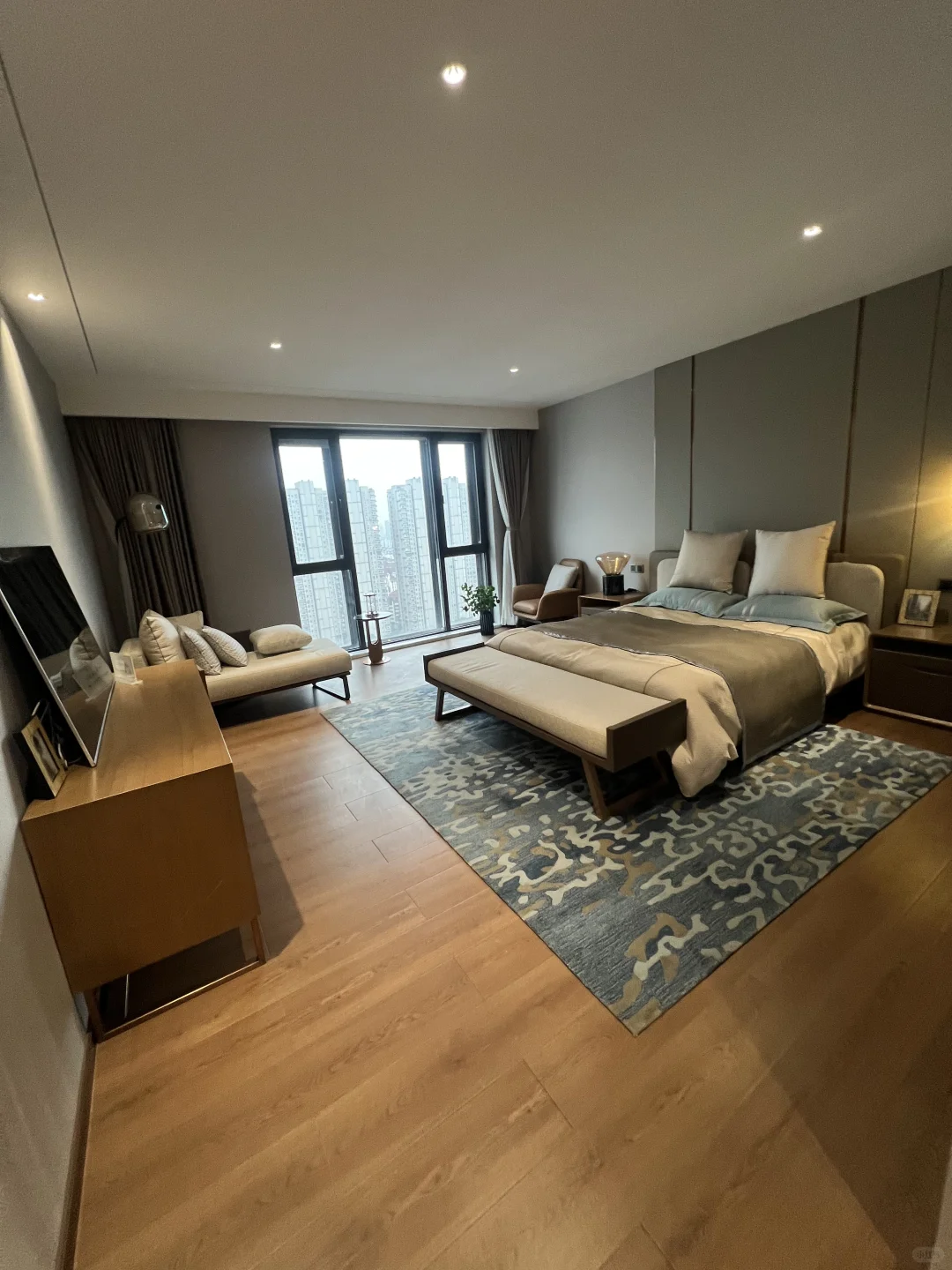 感谢无锡🙏🏻，去年600万没买，今年330万入手