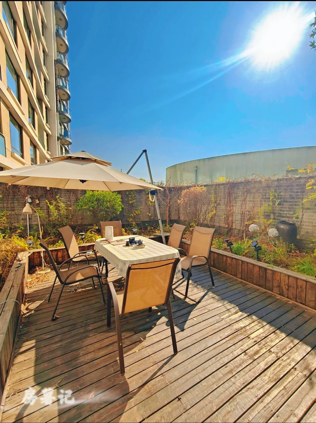 朝阳公园5层 带院子，全明 全天采光