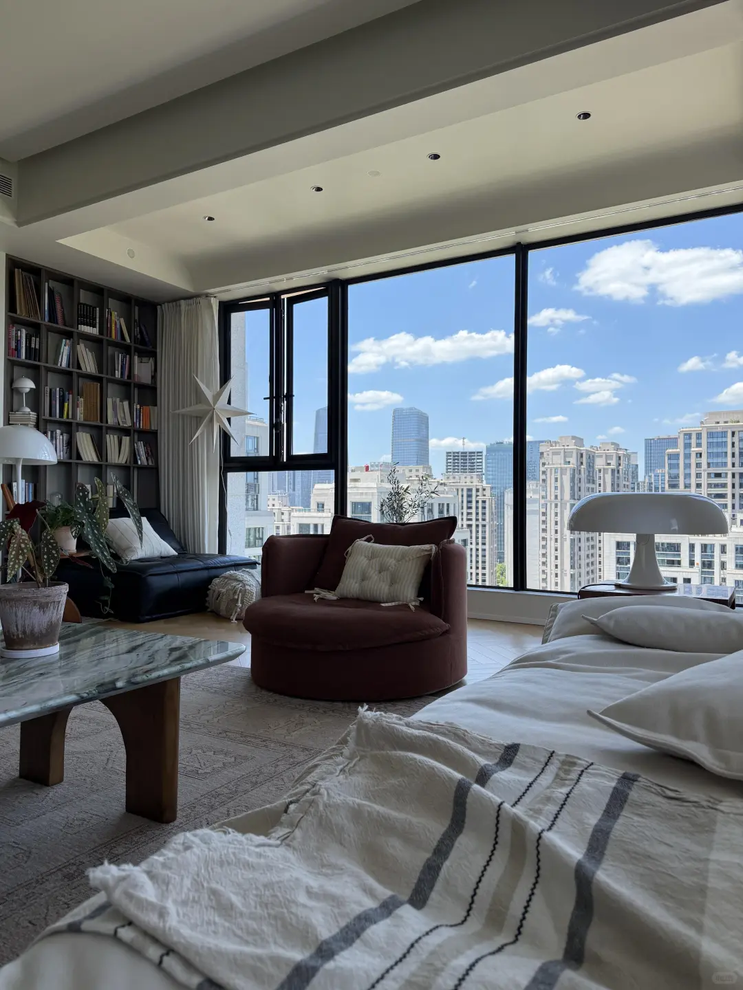 上海徐汇（住了两年准备离开上海了）