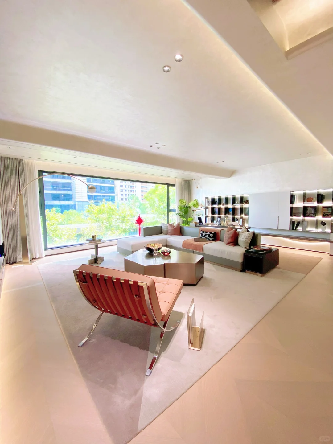 急出长沙纯新大四房，178万买的，现116万出