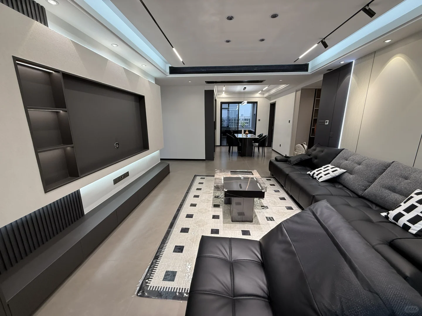 湘潭二手房 | 步步高新天地瑞府五居室