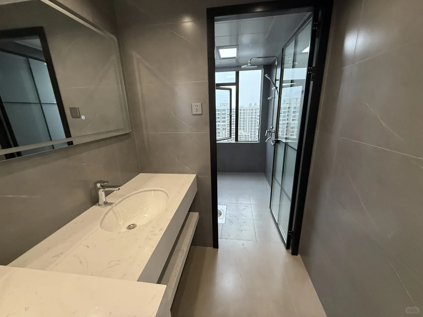 湘潭二手房 | 步步高新天地瑞府五居室