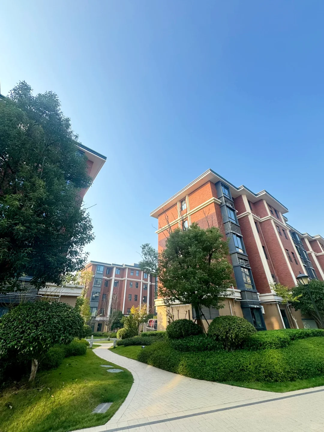 感谢武汉房价！60多万的精装五层电梯洋房