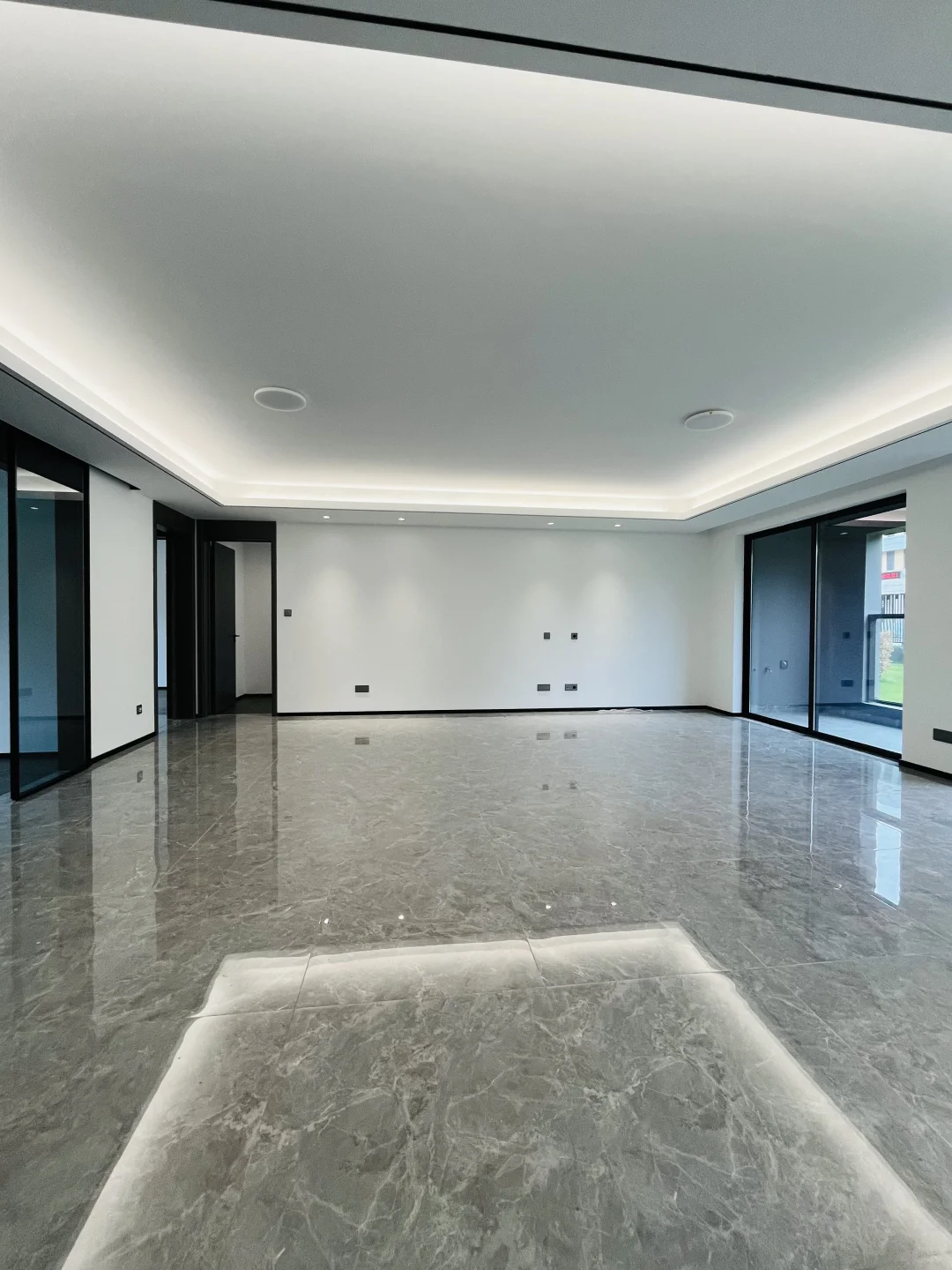 急出长沙195平的洋房，250w 买的，现132w 出