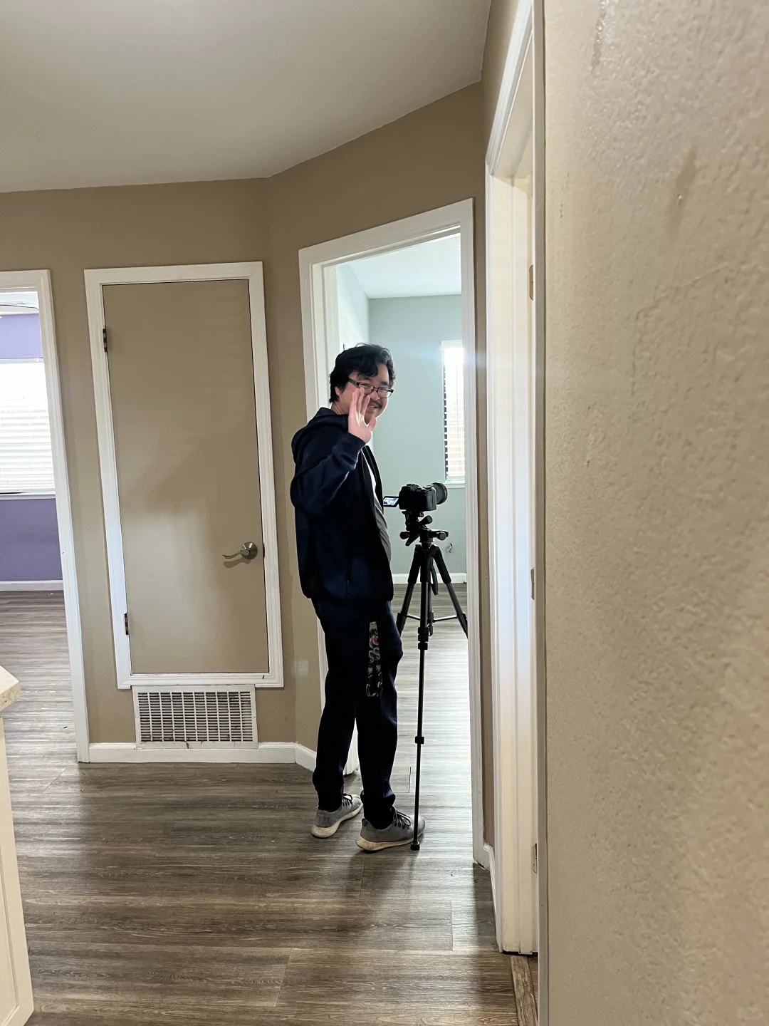 吉屋上市准备，专业摄影师上场