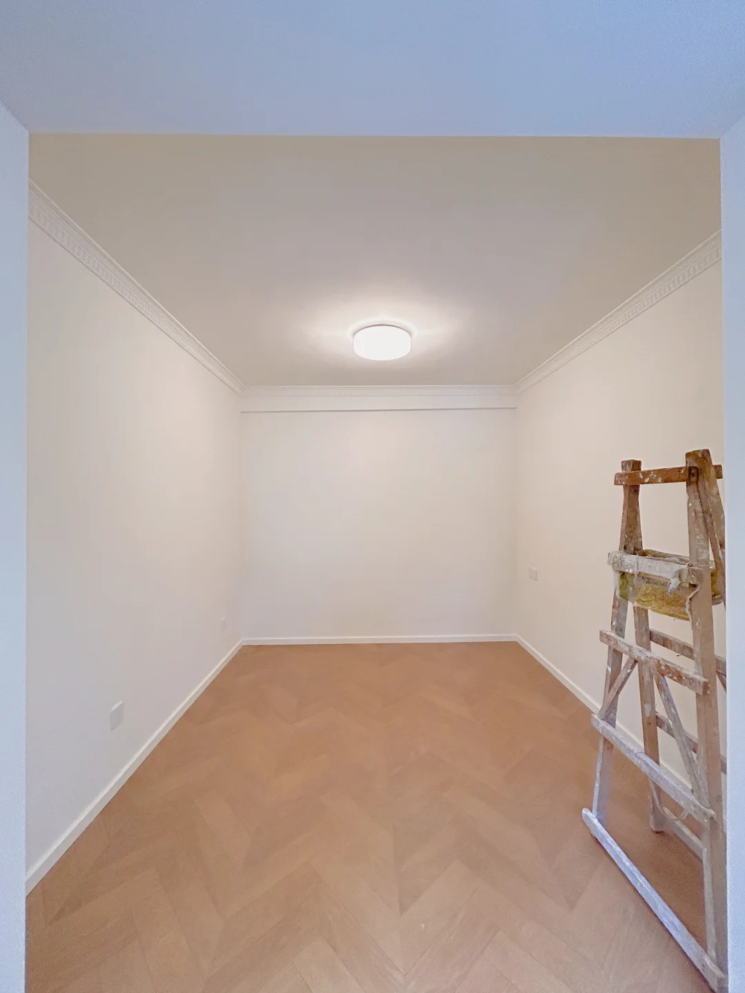 成都装法式风贵吗？80平翻新需要多少钱？