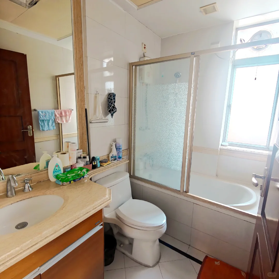 🔑在手，五中旁边，南向三房带主套