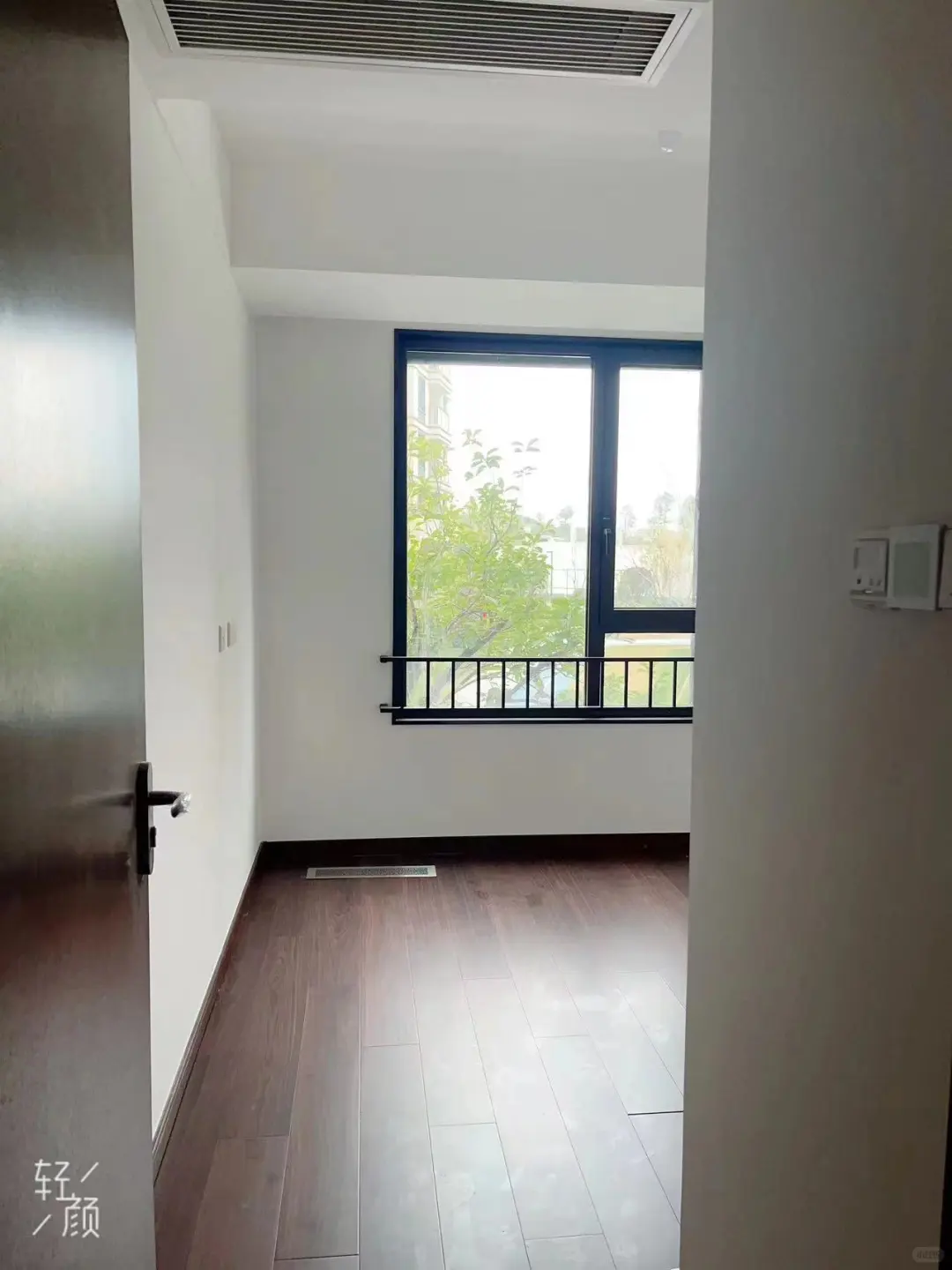 本人房东出售，低价出售