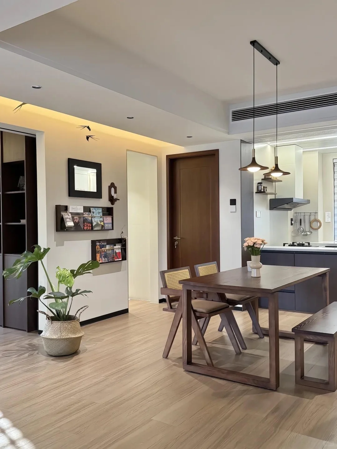 高新区精装修套二🏡一口价48万！现场可小刀