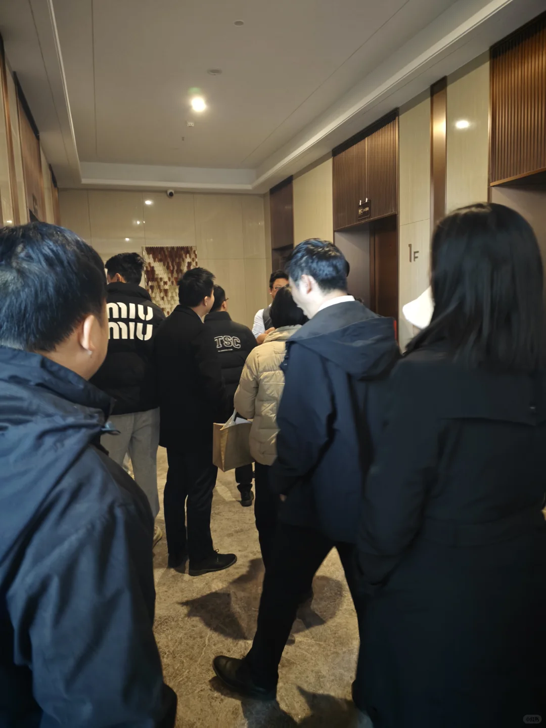 朝阳九里带客看房中。。。