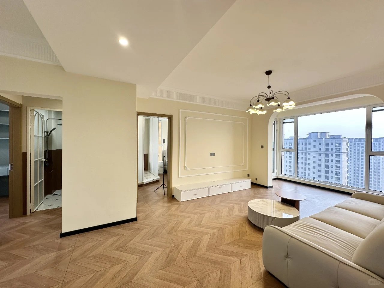 邯郸阳光东尚110平，3房两卫精装适合婚房