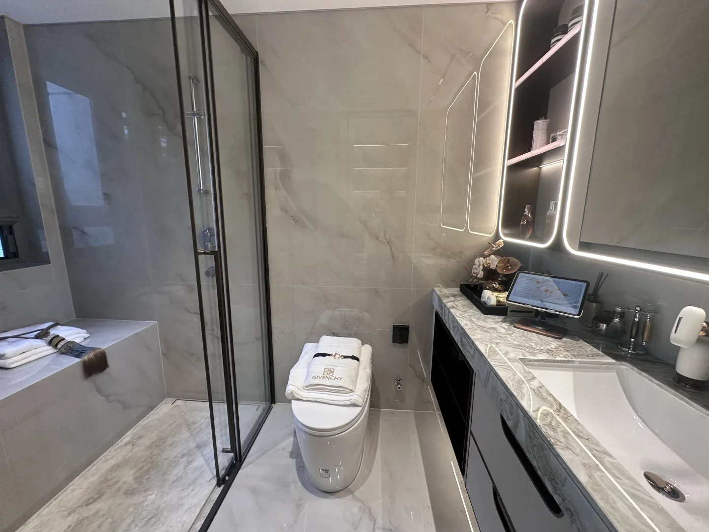 盛大开盘！颛桥保利都汇合煦——央企品质红盘