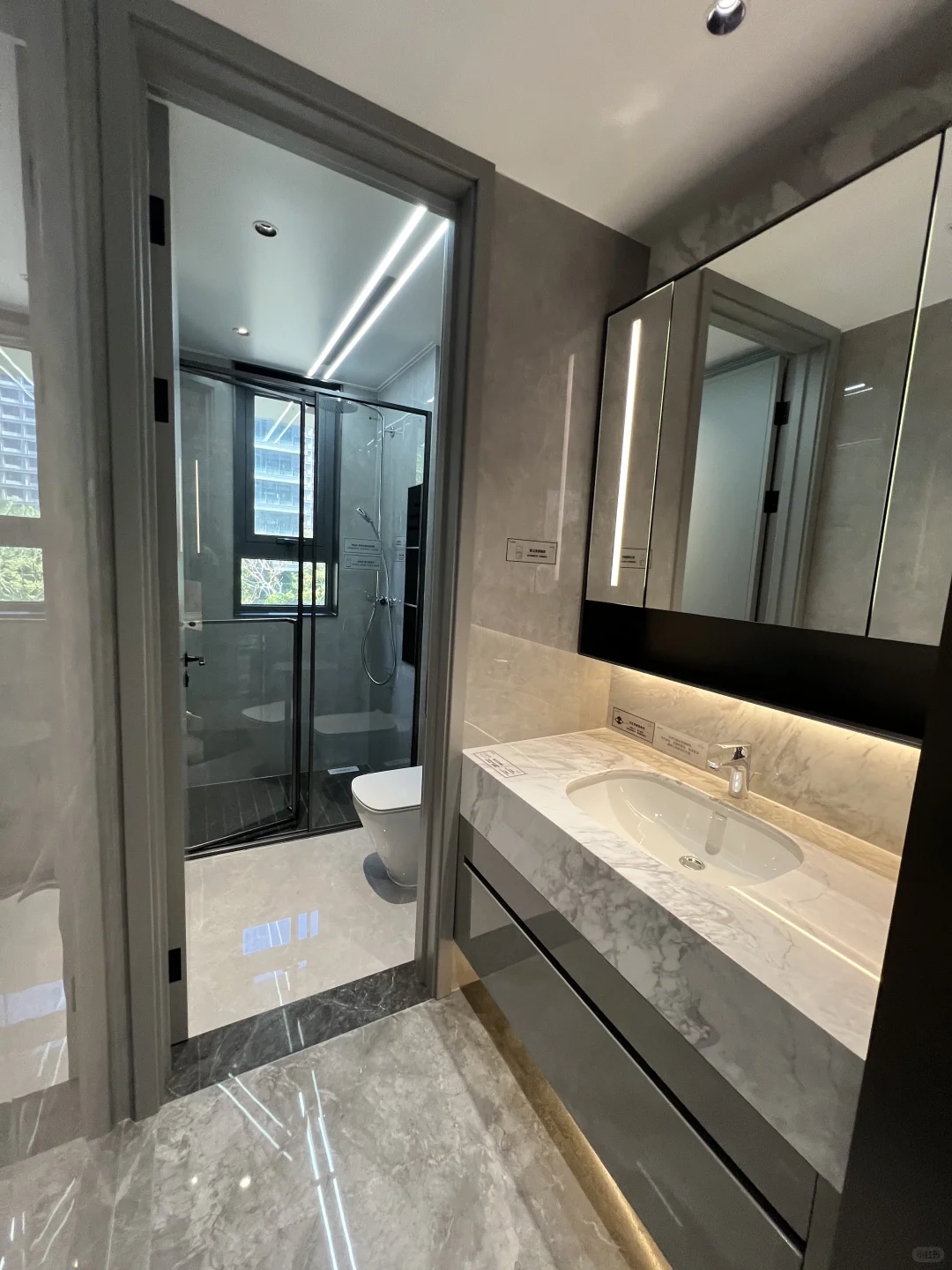 出滨湖141平260万，不议价（原价450万） 🥹 这