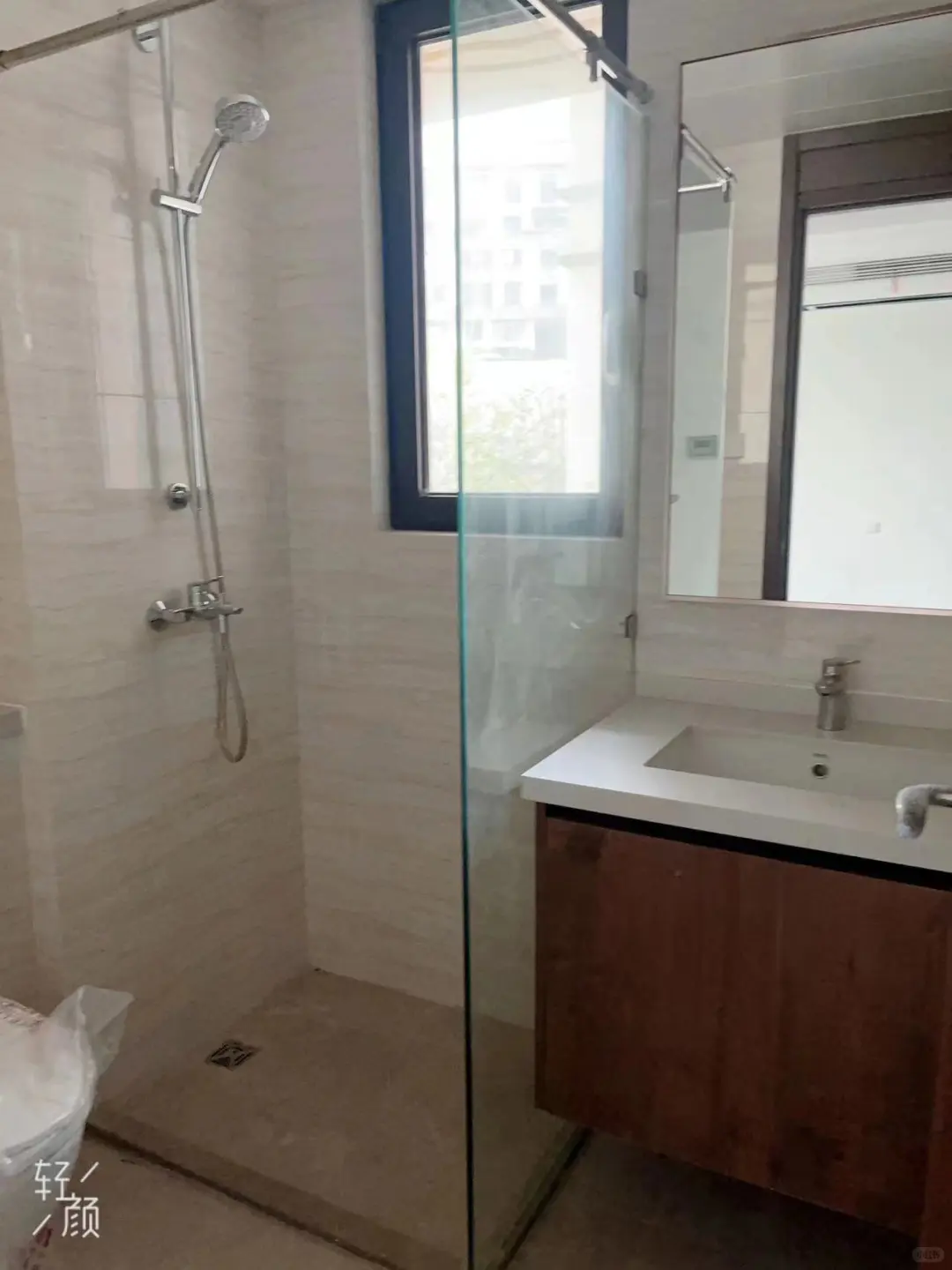 本人房东出售，低价出售