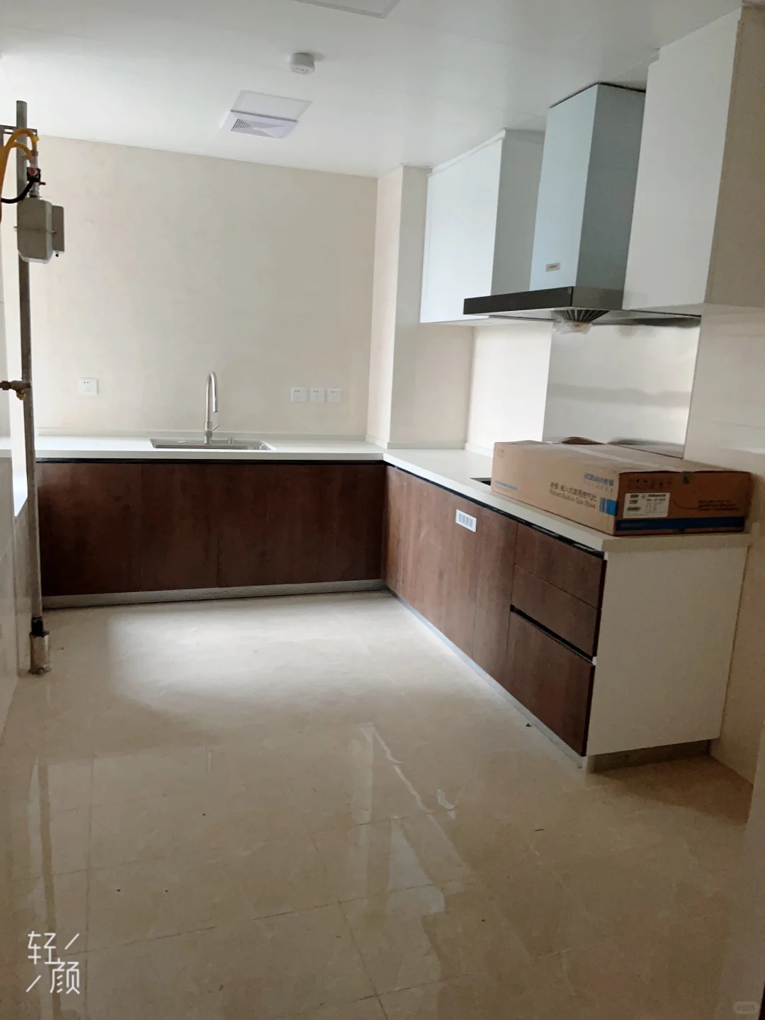 本人房东出售，低价出售