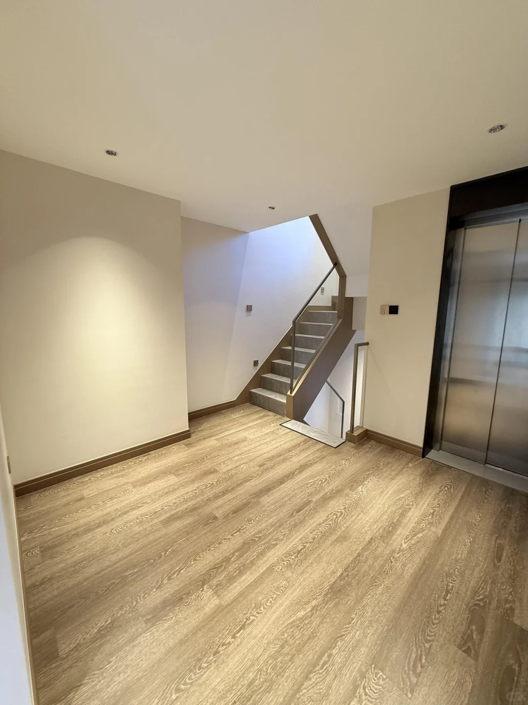 上海市区（住了两年准备离开上海了）