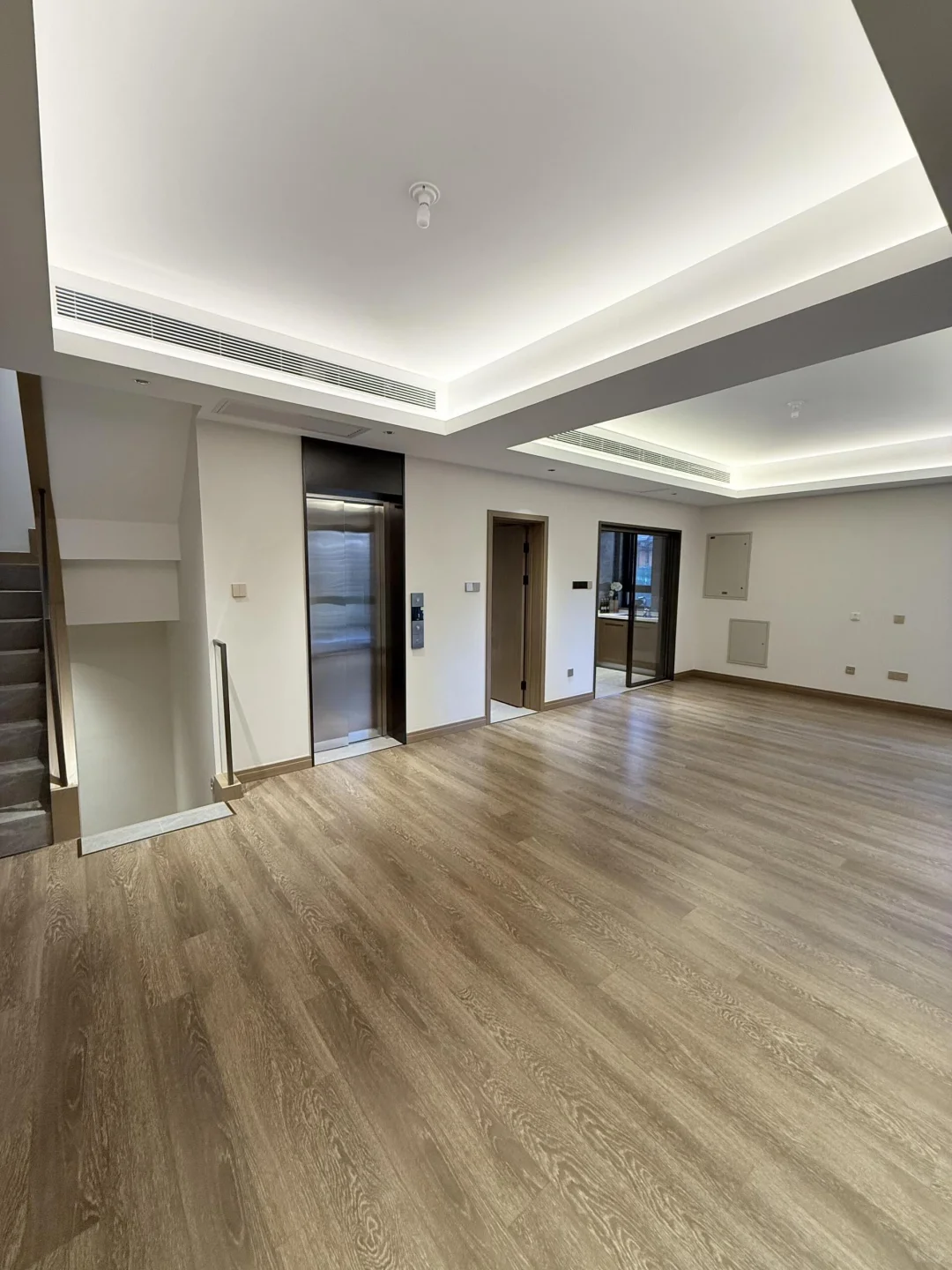 上海市区（住了两年准备离开上海了）