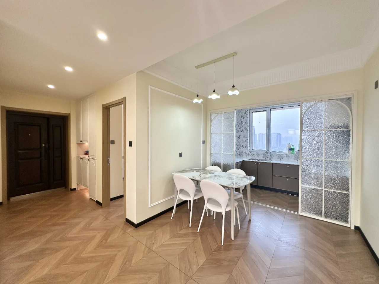 邯郸阳光东尚110平，3房两卫精装适合婚房