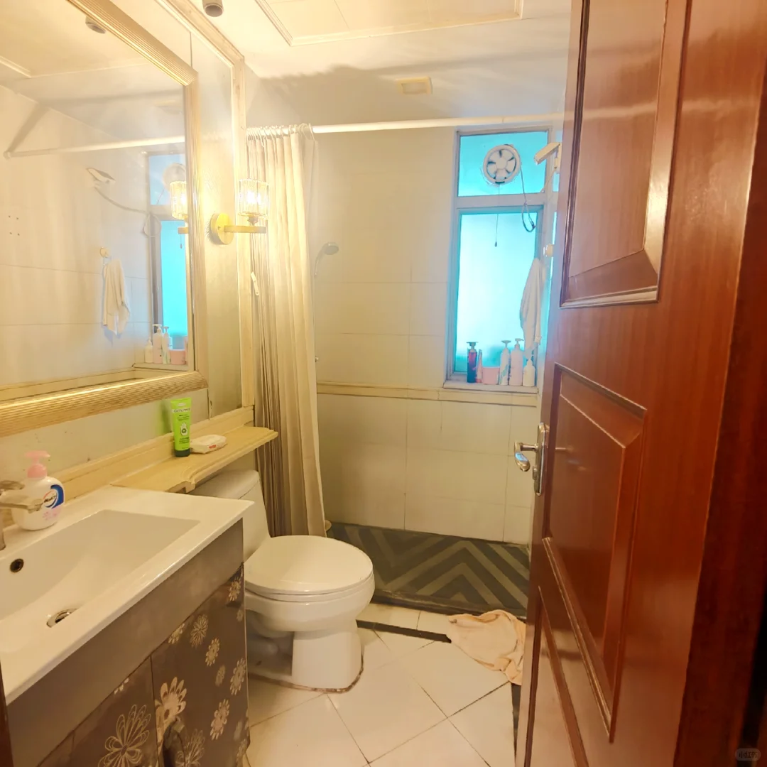 🔑在手，五中旁边，南向三房带主套