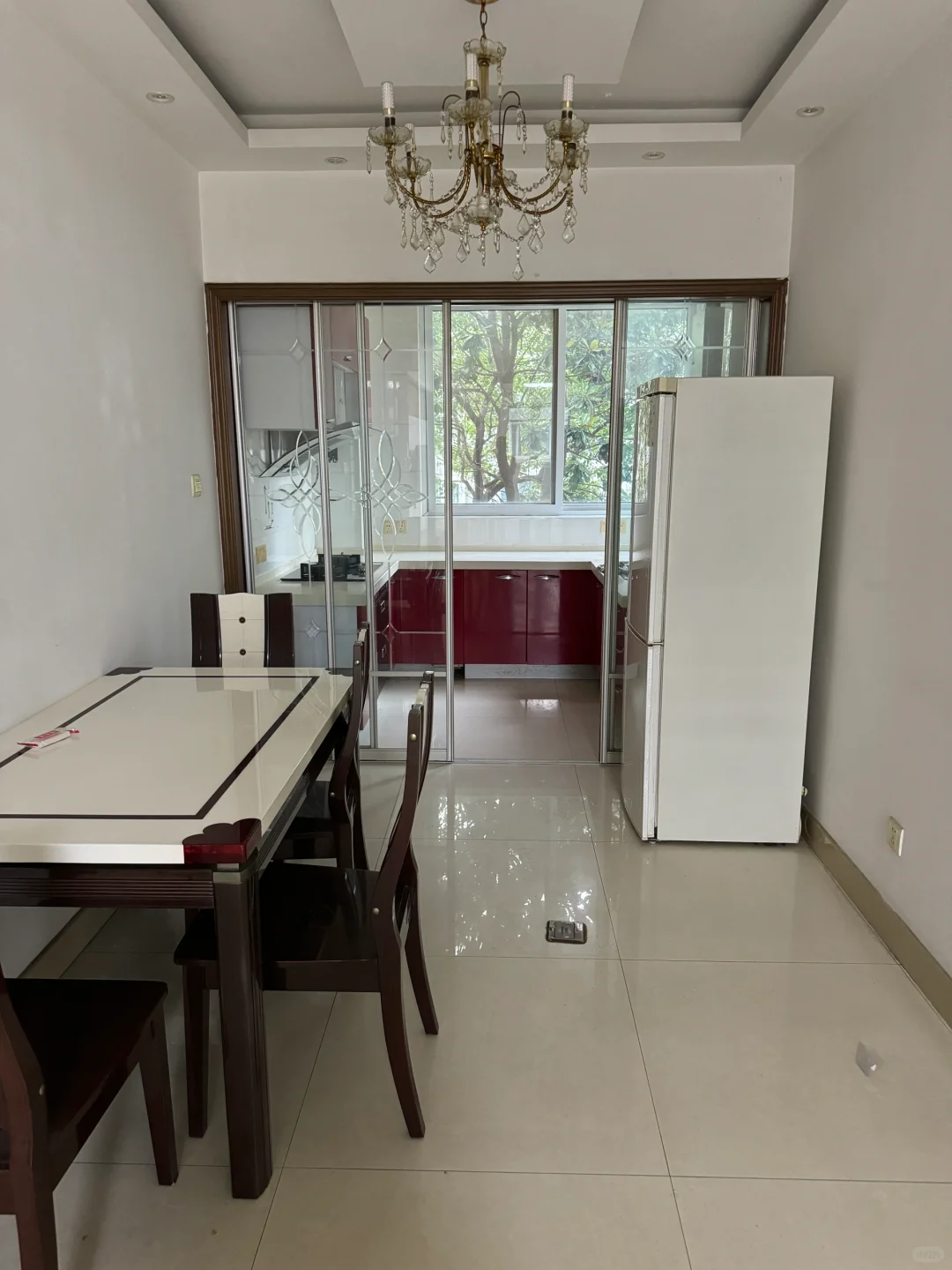 往右划，低成本变新家