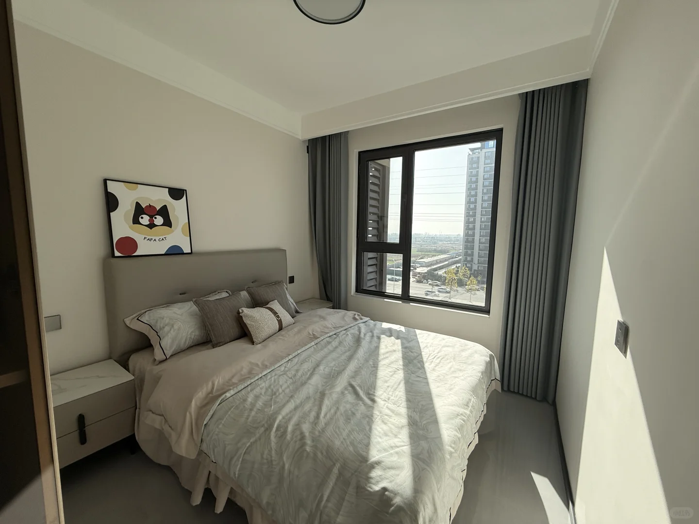 房子一般，但采光绝了☀️