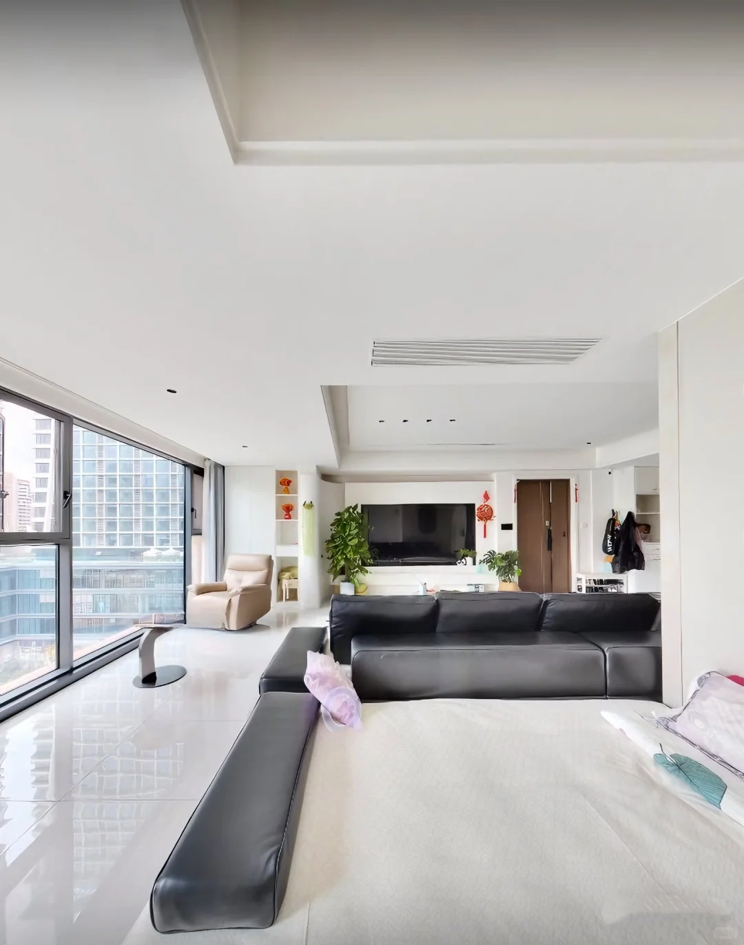 我同事妈妈🙋青白江的湖景房，因回东北急出