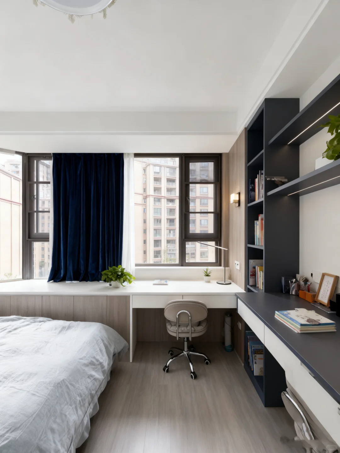 我同事妈妈🙋青白江的湖景房，因回东北急出