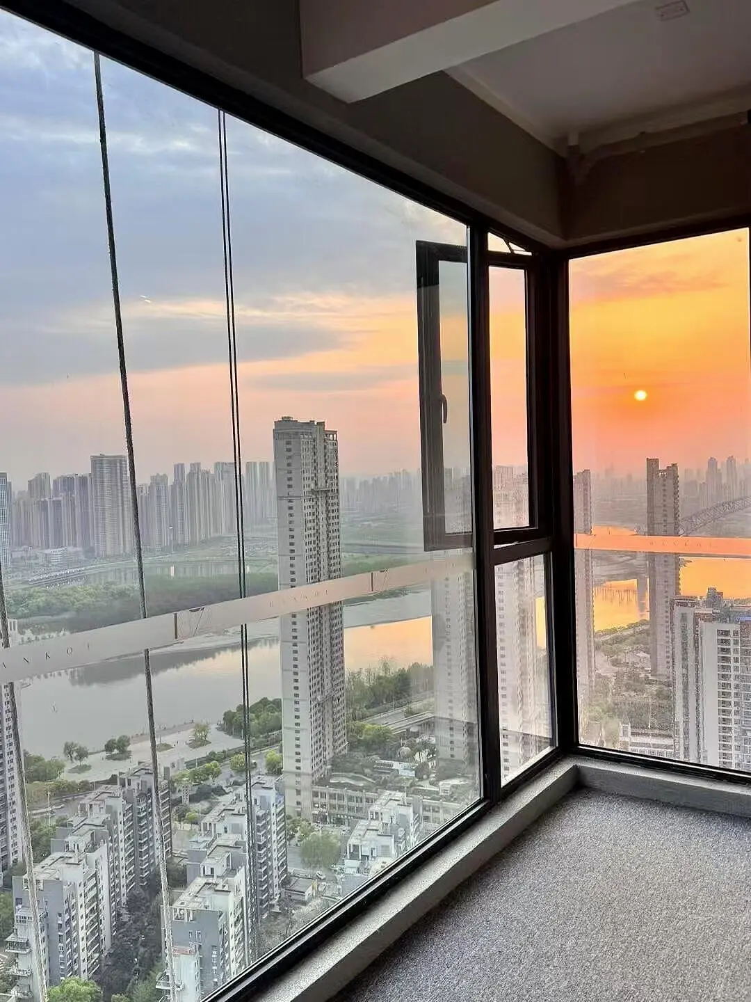 汉口1872一口价165万 捡漏工地房