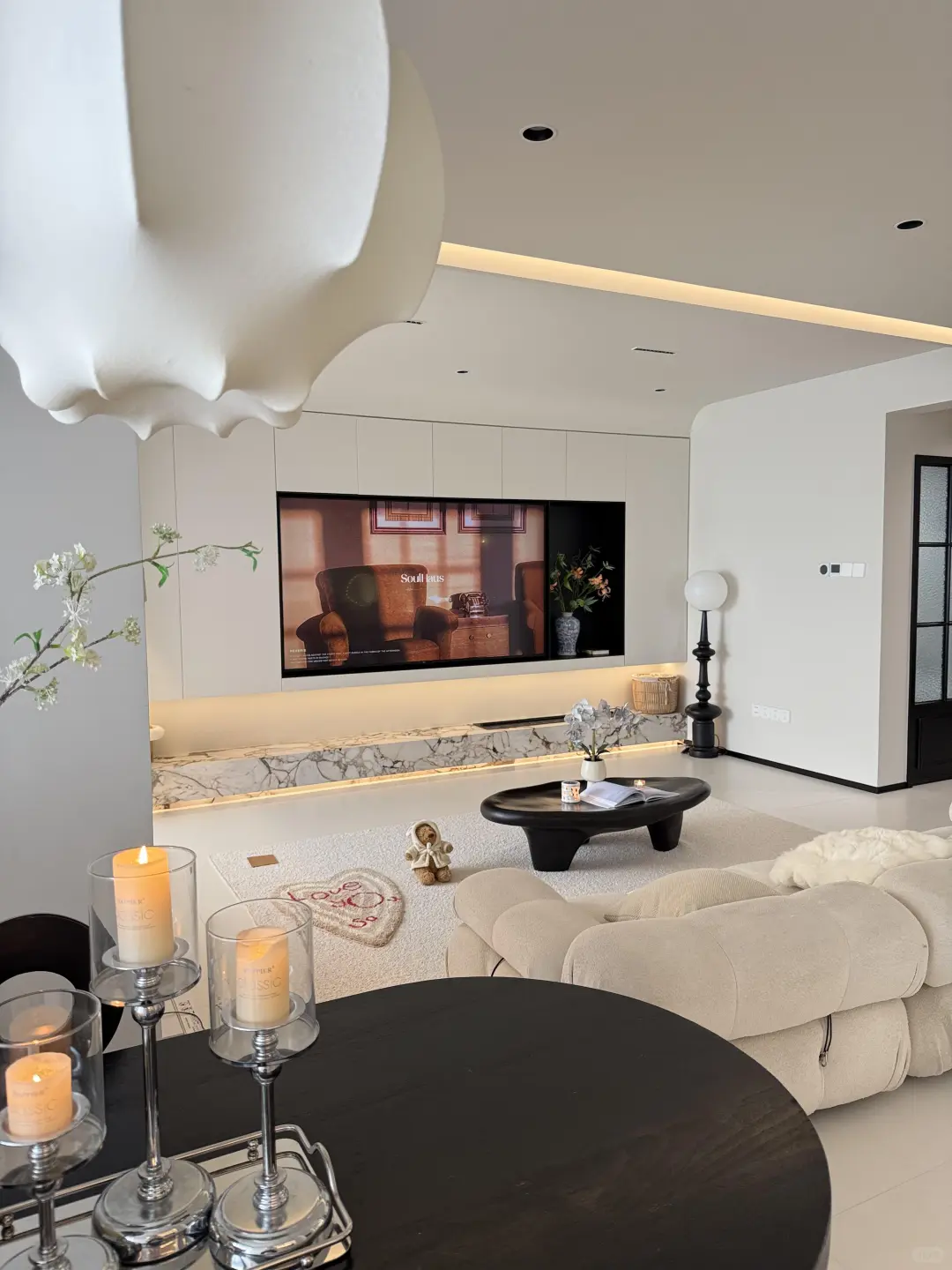 西大万达附近117平，总价90万，目送式教育