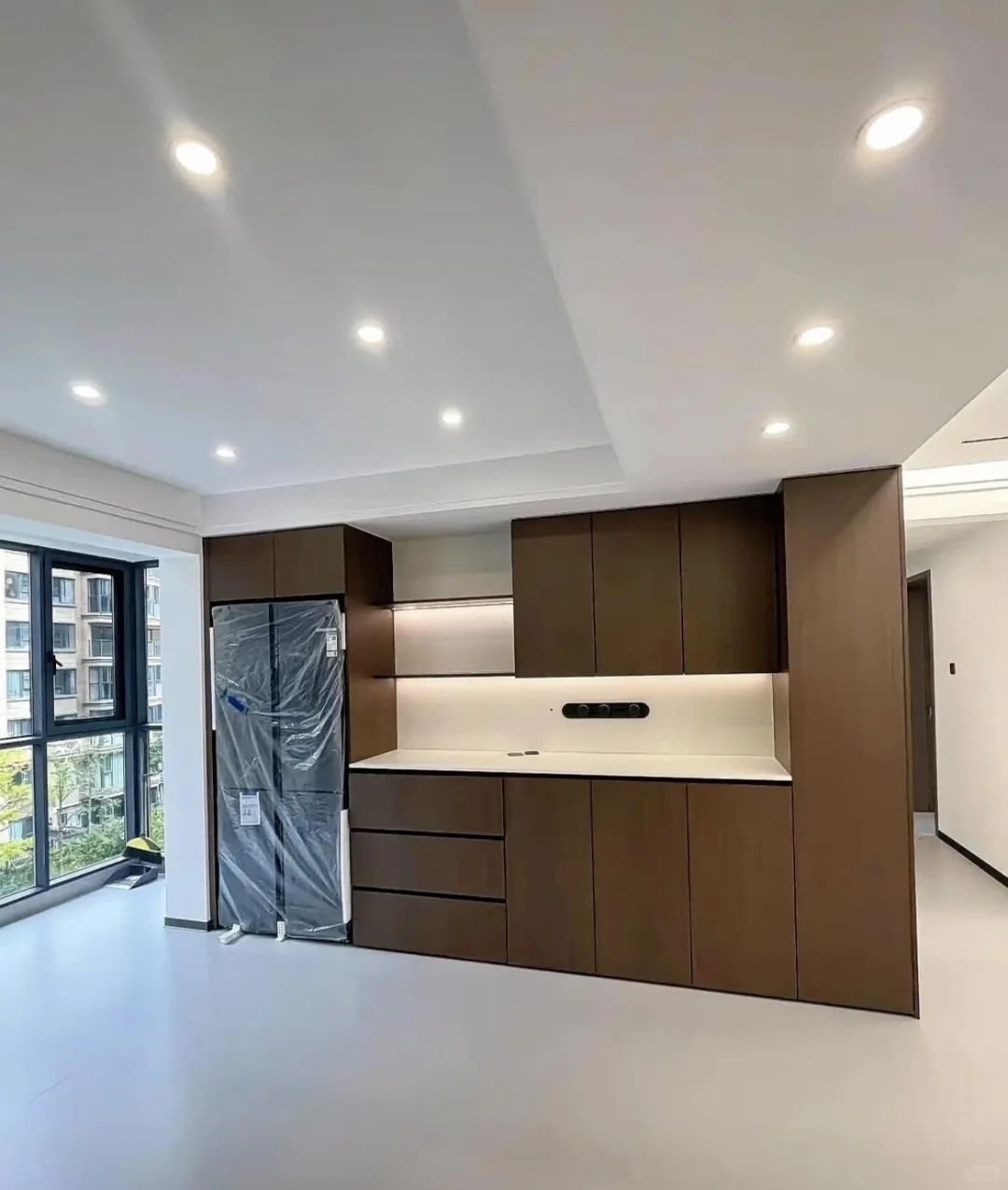 市中心，88万得106平双阳台4房