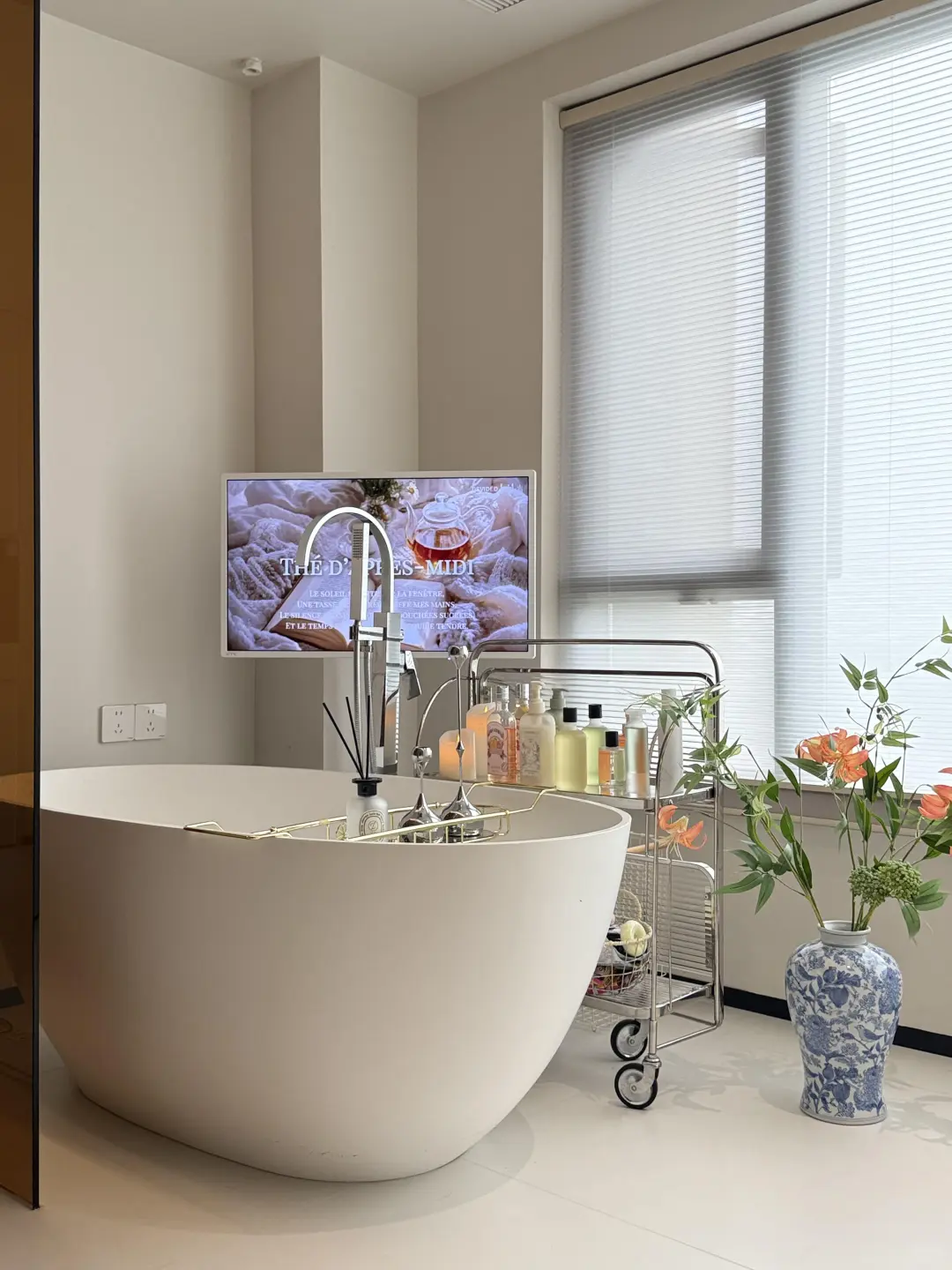 西大万达附近117平，总价90万，目送式教育