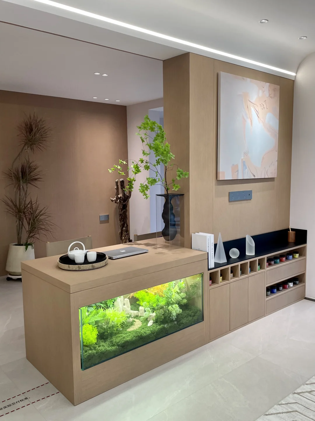 石家庄富人一墙之隔