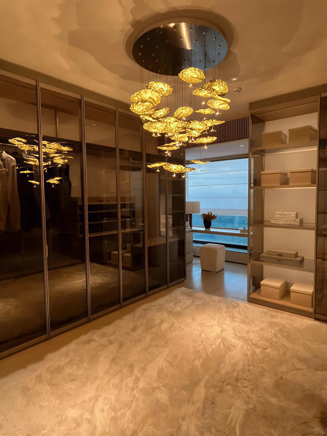 业主离京！出荟聚大平层！4.2米挑空精装