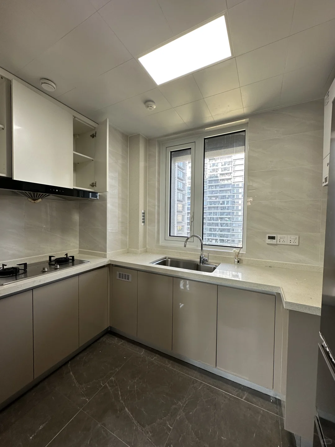 小姐姐急转横厅三房快来捡漏吧🙂‍↔️😍