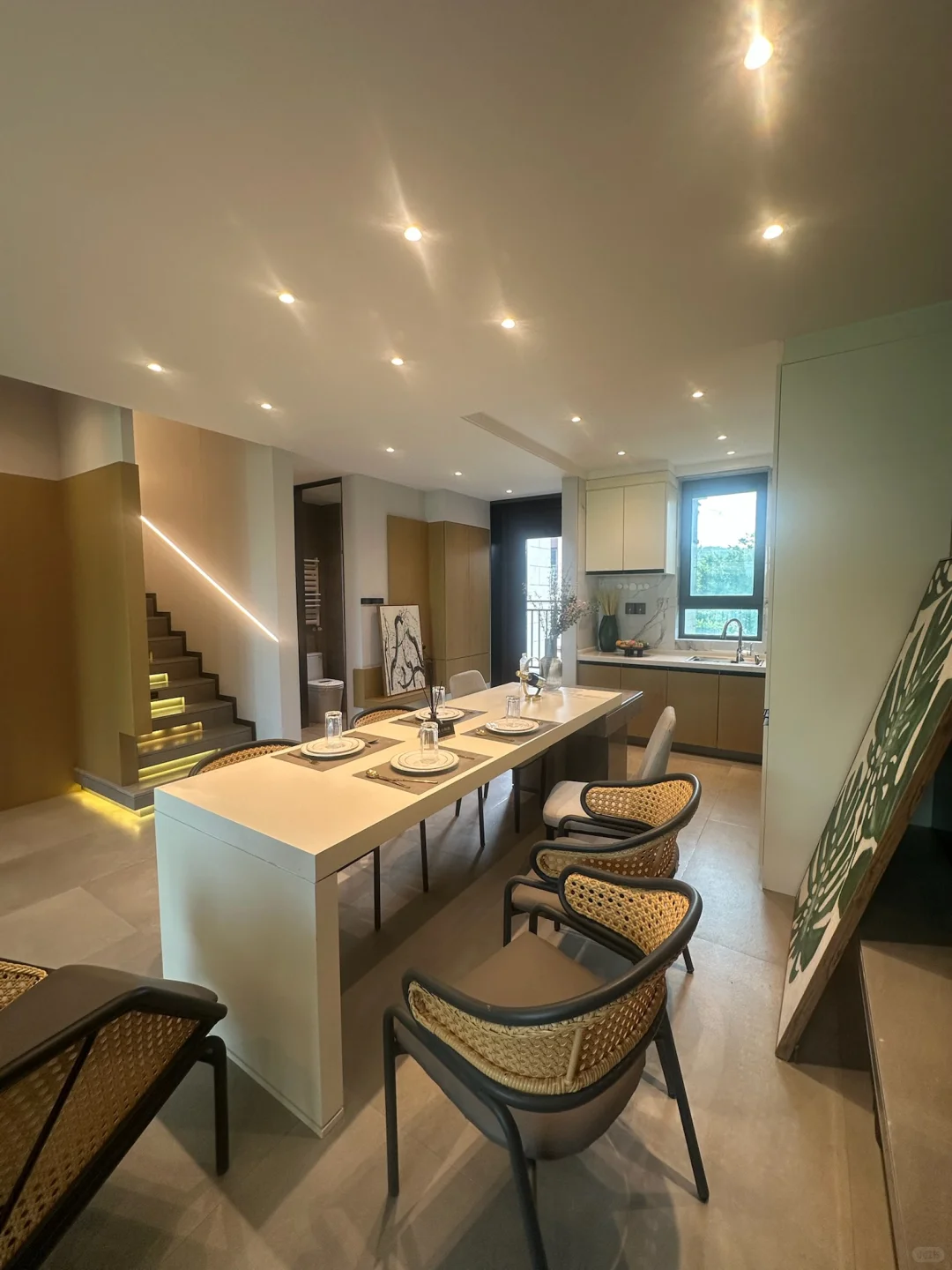 青岛市区：全款135万！170平上叠别墅🏡送车位