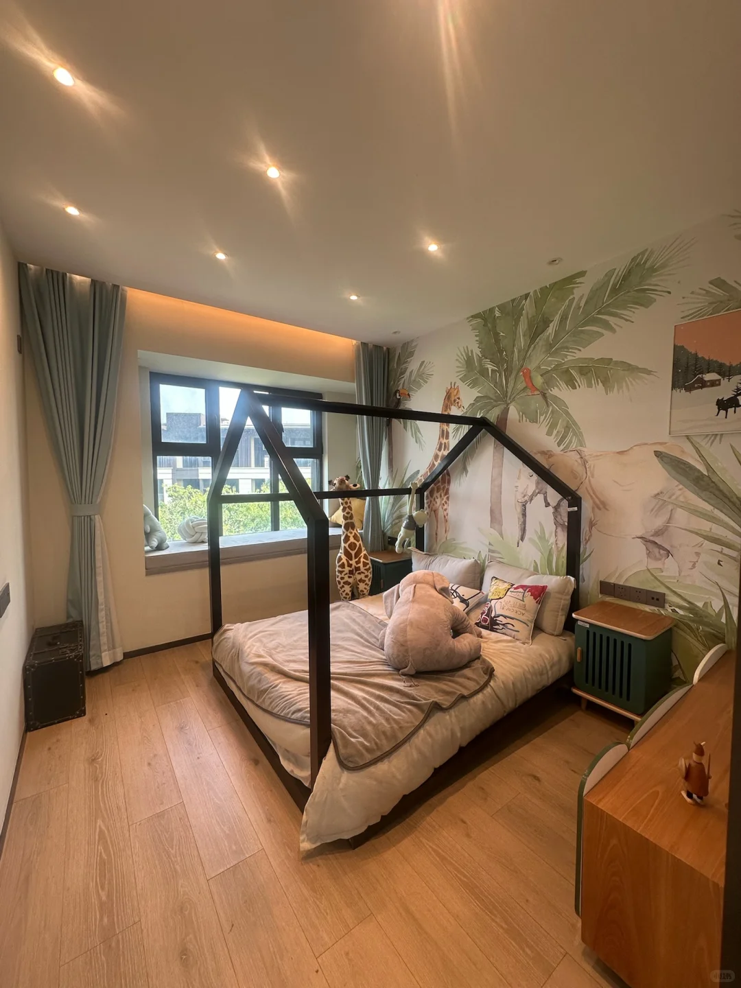 青岛市区：全款135万！170平上叠别墅🏡送车位