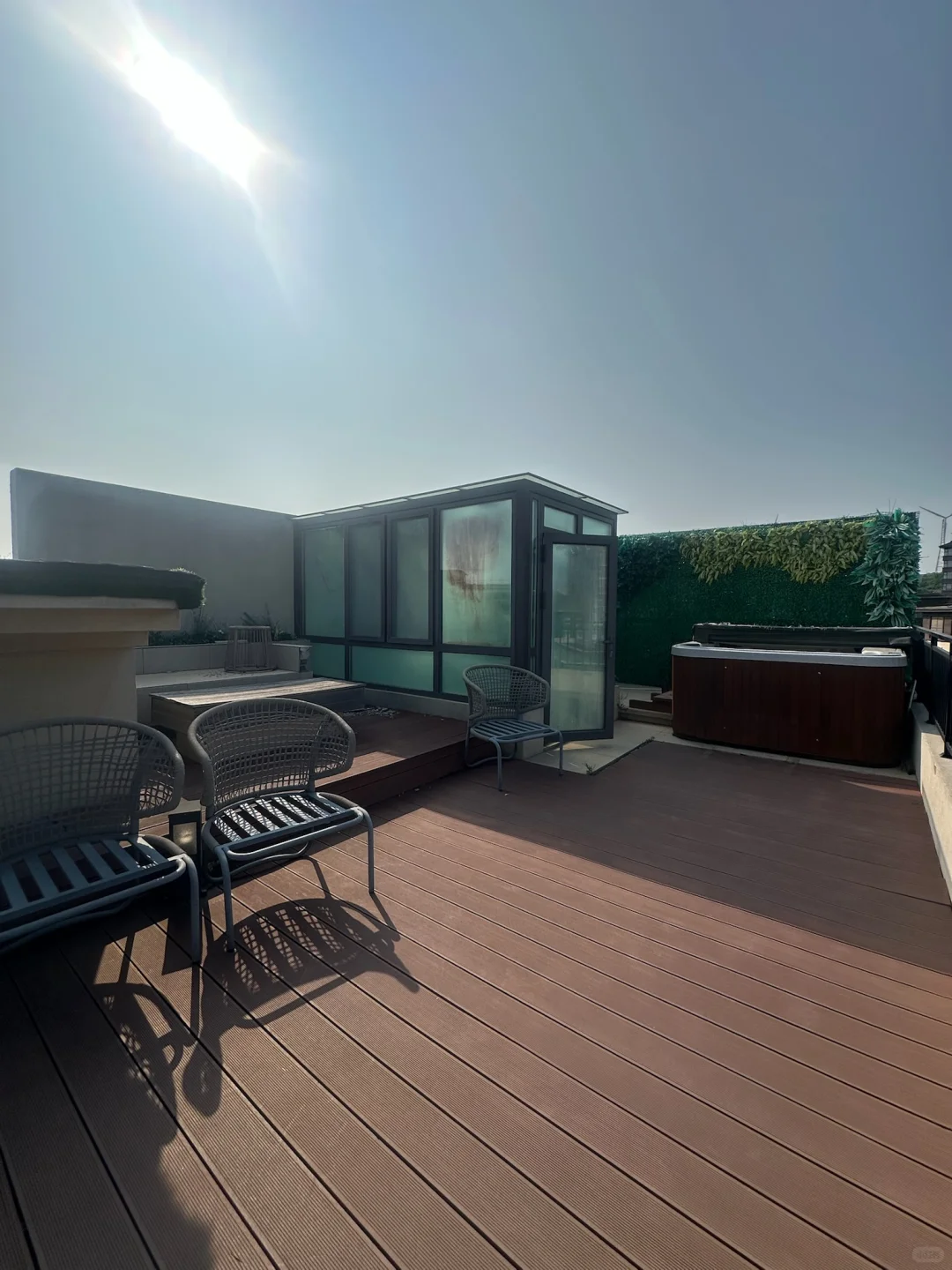 青岛市区：全款135万！170平上叠别墅🏡送车位