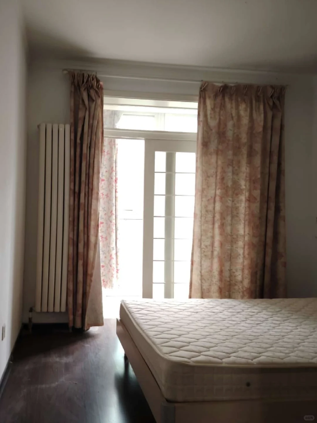 国际城二期一室出租中