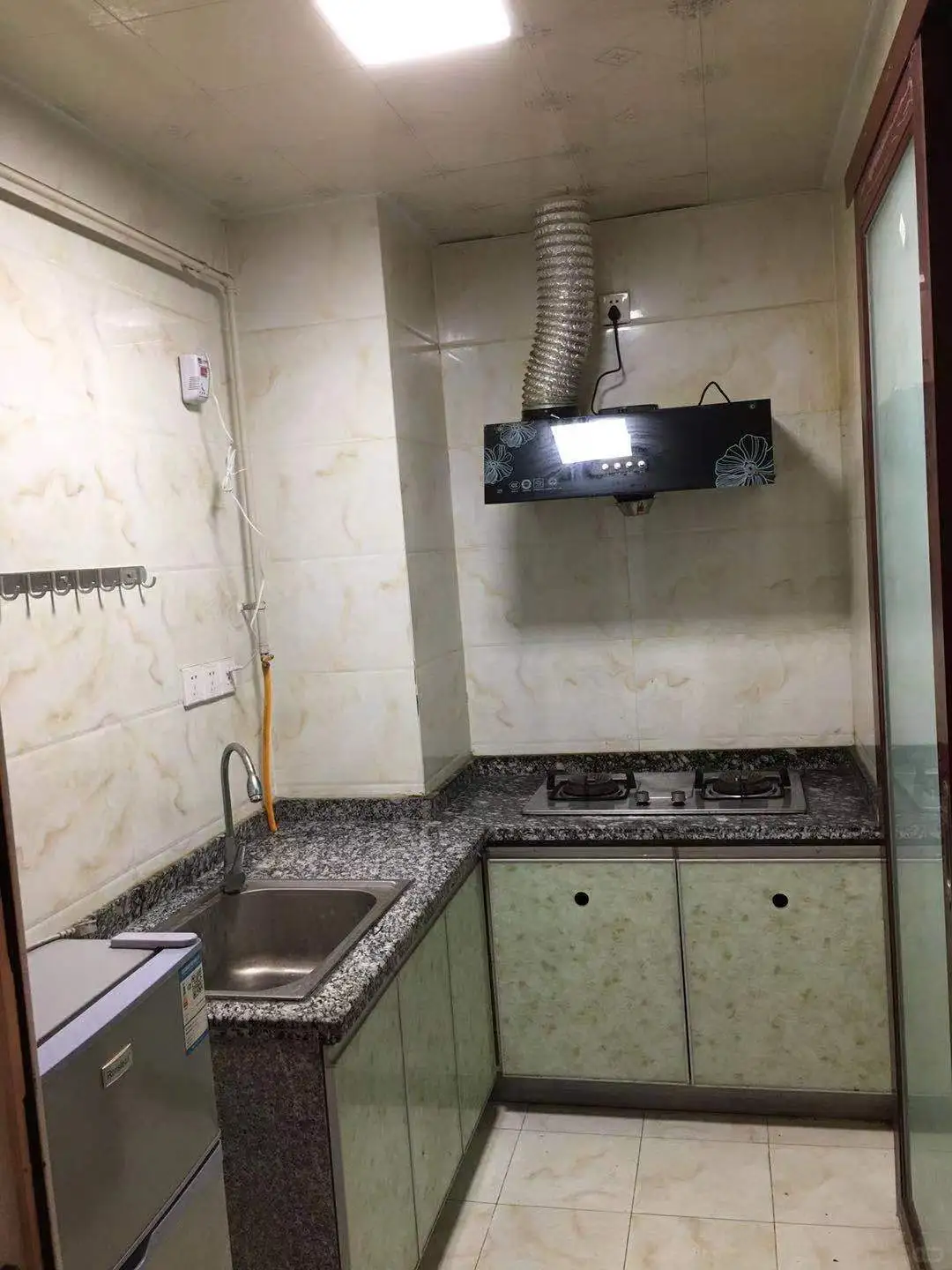 成华区 电梯套二1800/🈷️民水民电