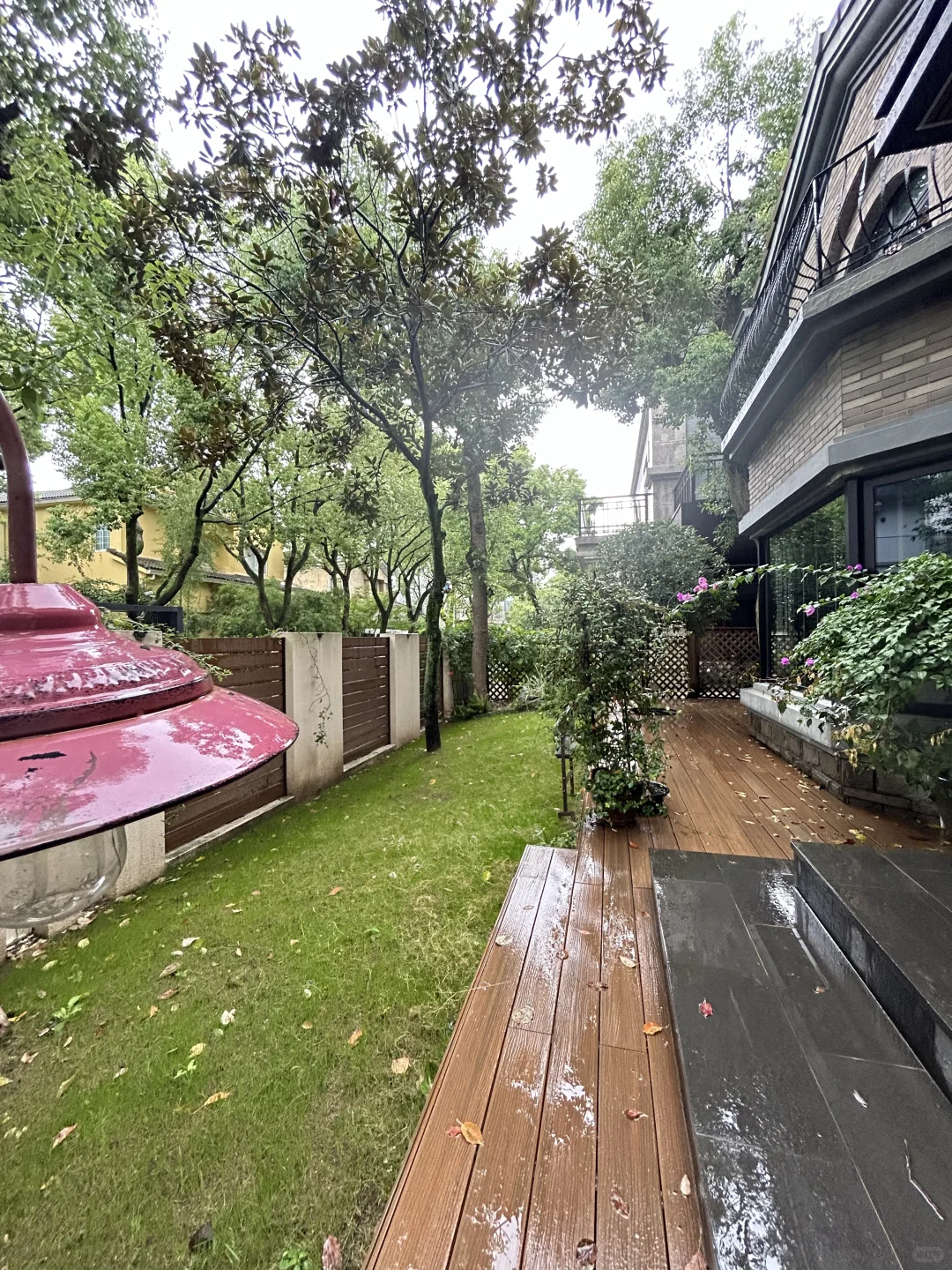 急！全家要搬走，上海内环旁别墅便宜出🤧