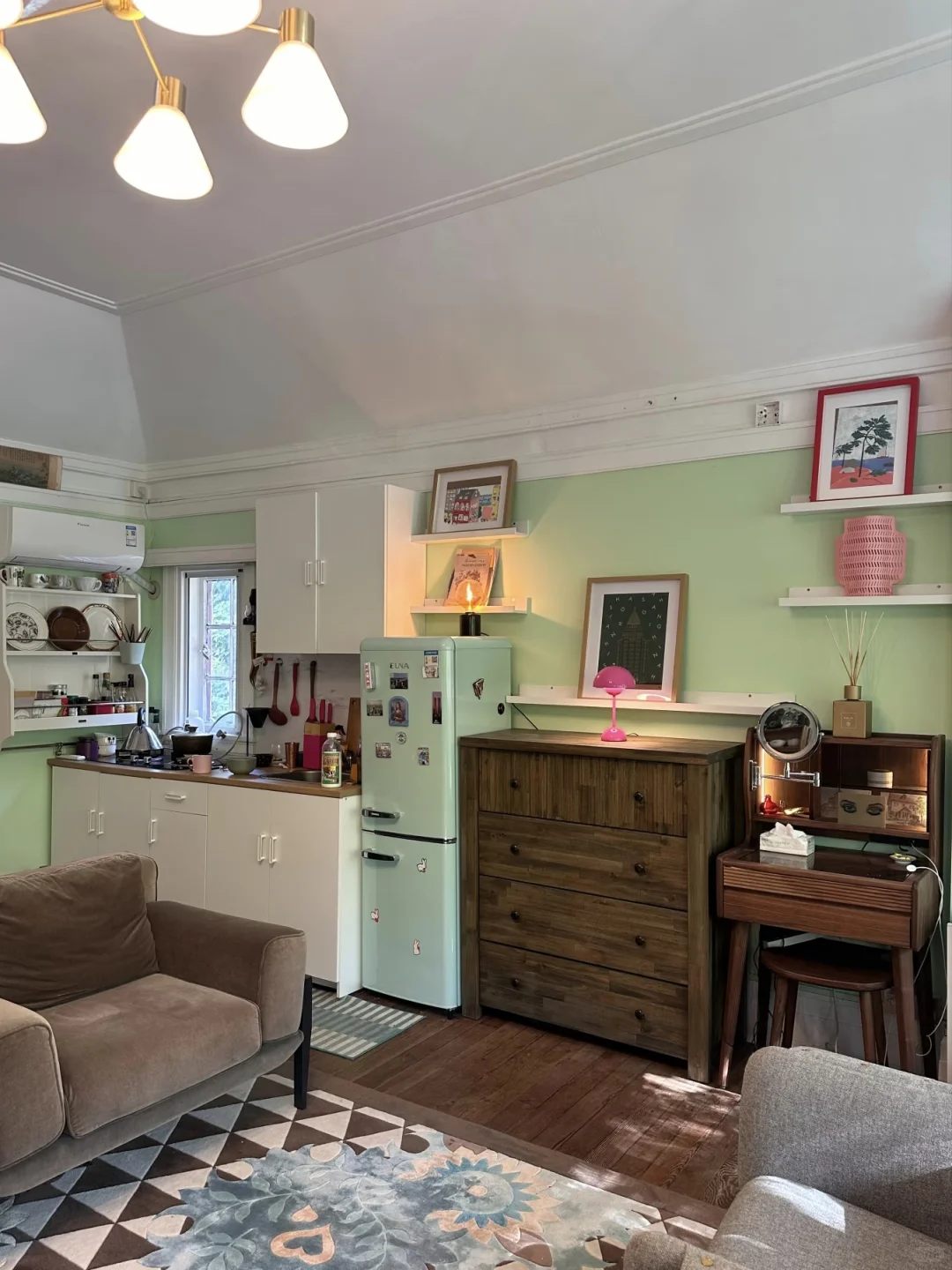 业主准备出国 急售老洋房 原380万现在135万