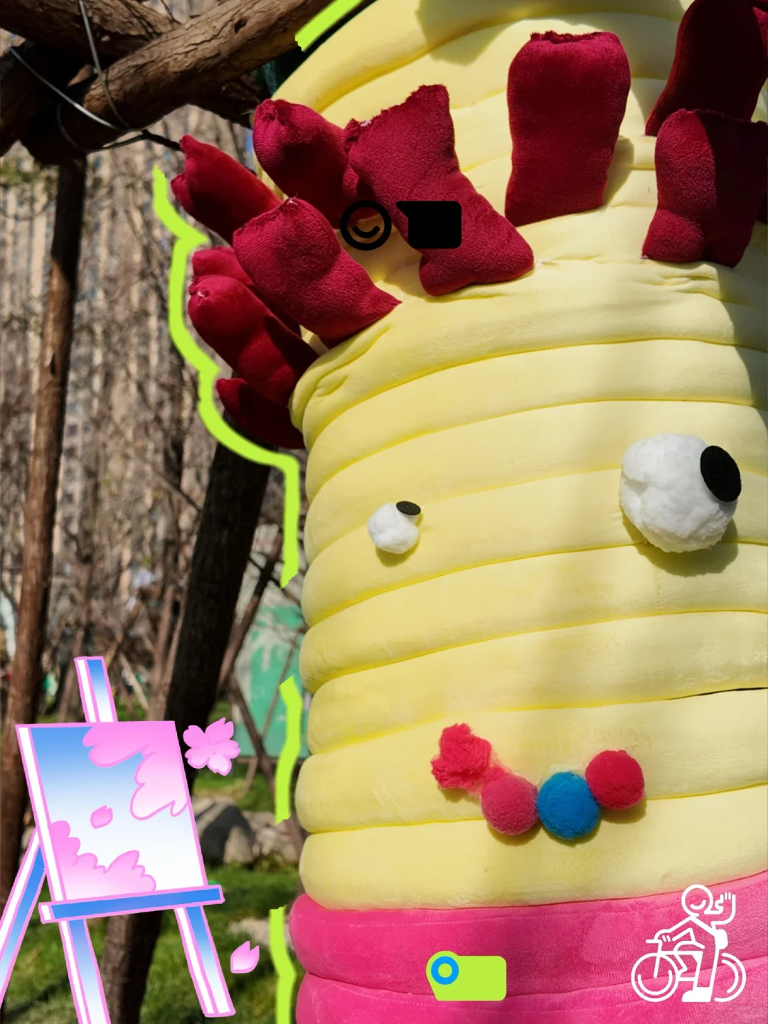 石家庄0元打卡！和巨型树玩偶贴贴领限定文创