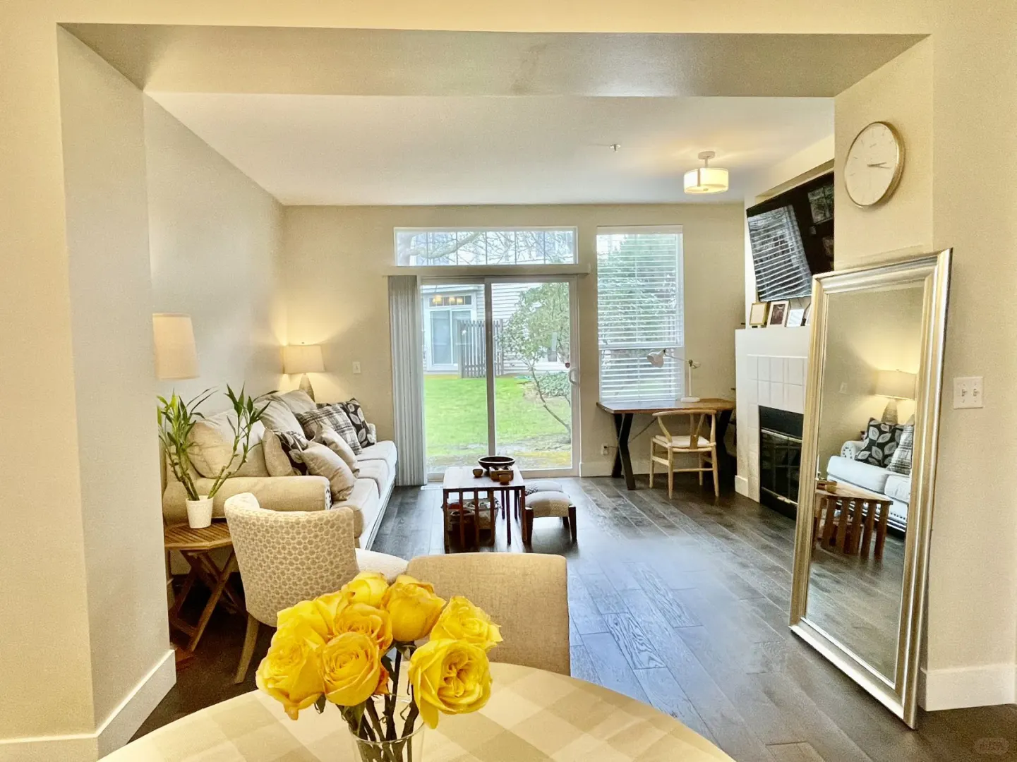 忍痛割爱出售自有Issaquah的Townhouse