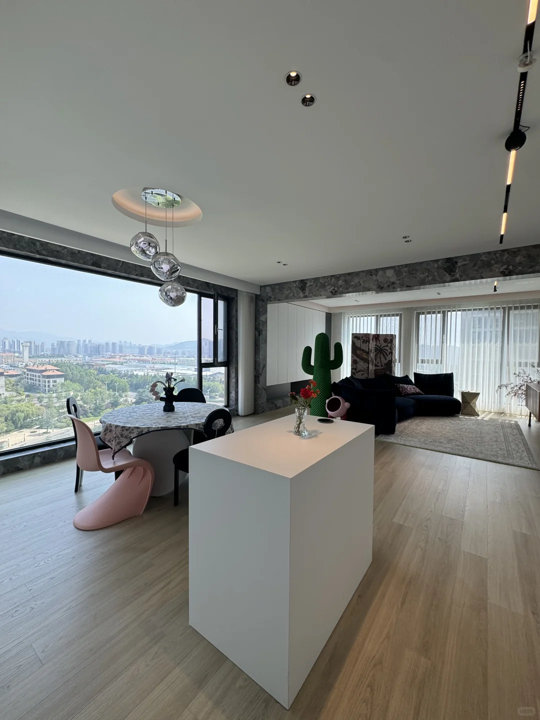 东李绿城：急售！143㎡豪装未住大平层🏠