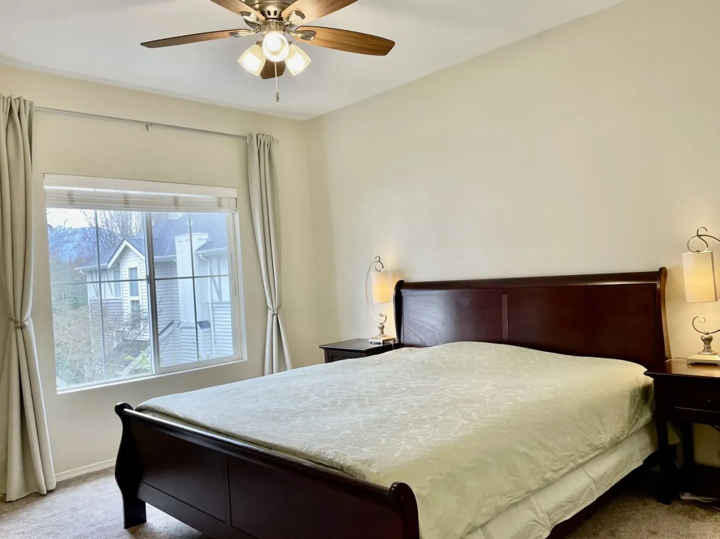 忍痛割爱出售自有Issaquah的Townhouse