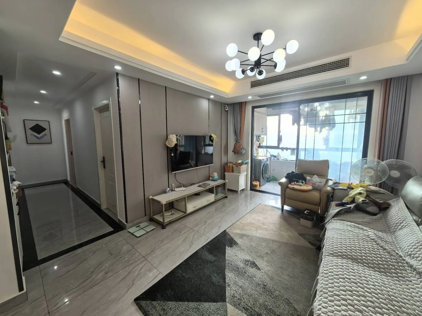 出售铜陵万达旁金大地紫金公馆 精装三房#小