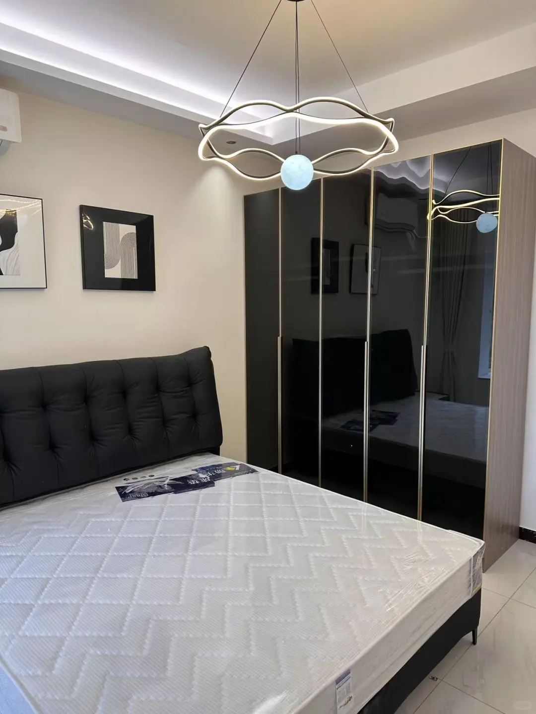 长安万达旁瑞府整租两室