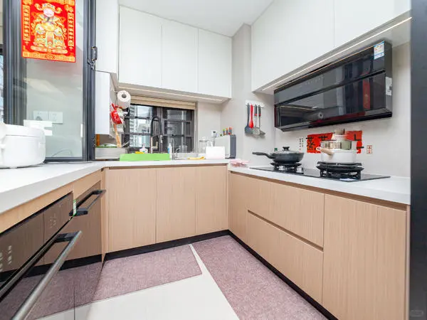 深圳‼️ 1xx9万4室精装房 + 现房上车！